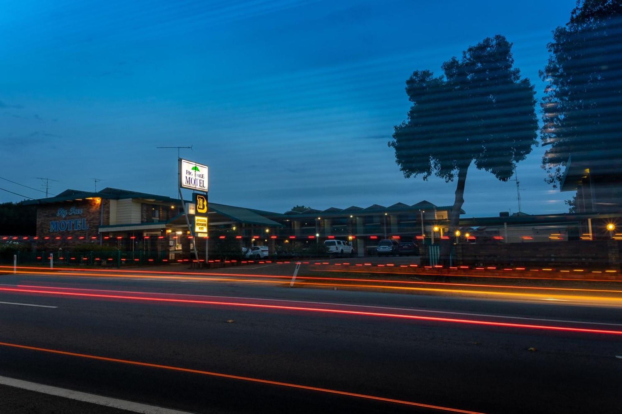 Fig Tree Motel Наррандера Экстерьер фото