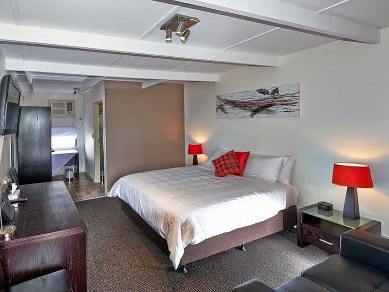 Fig Tree Motel Наррандера Экстерьер фото